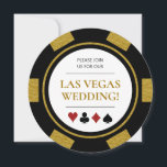 Invitation Las Vegas Mariage Poker Chip or noir blanc<br><div class="desc">Ce faire-part de mariage de puces de poker en or,  noir et blanc est sûr d'apporter de l'excitation et de l'anticipation pour vos invités à se joindre à vous dans cette célébration assurément amusante! Coordination des produits disponibles.</div>