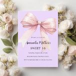 Invitation Lavande rose arc élégant Sweet 16<br><div class="desc">Arrière - plan de lavande douce,  violette,  décorée d'un grand arc rose. Personnalisez et ajoutez un nom et des détails du parti.</div>