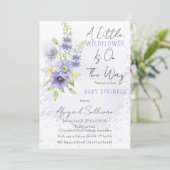 Invitation Lavender Boho Un Petit Bébé Fleur sauvage Saupoudr (Debout devant)
