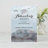 Invitation L'aventure attend le baby shower boisé rustique (Debout devant)