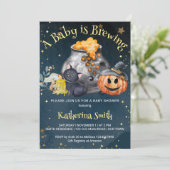 Invitation Le bébé baby shower d'Halloween est en train de br (Debout devant)