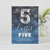 Invitation Le cinquième ballon d'argent d'anniversaire| Blue  (Debout devant)