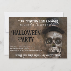 Invitation Le crâne déplaisant en haut du chapeau Halloween P
