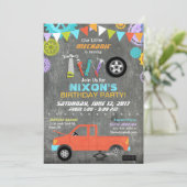 Invitation Le mécanicien de voiture embraye l'anniversaire de (Debout devant)