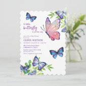 Invitation Le petit papillon est en chemin Baby shower violet (Debout devant)