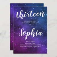 Le pourpre d'univers de galaxie tient le premier