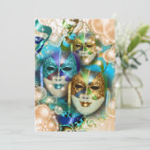 Invitation Le thème masqué par anniversaire de mascarade (Debout devant)