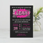 Invitation LEAH Graffiti Name Brick Wall Bat Mitzvah Einladun (Debout devant)