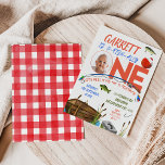 Invitation Les Garçons Roulez En Amusant Ofish Un 1er Anniver<br><div class="desc">Boys Reel In Fun Ofish One 1st Birthday Invitation garçons mignons pêche à thème invitation d'anniversaire avec un grand mot rouge,  canne de pêche,  poisson,  leurres de bateau et plus. Votre photo de petit garçon apparaît dans le cadre rond qui remplace le o en un.</div>