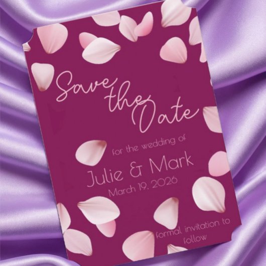 Invitation Les pétales roses romantiques sauvez la date Maria