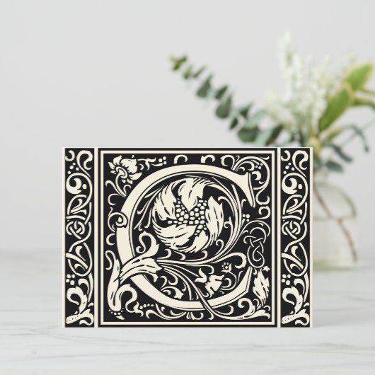 Invitation Lettre C Monogramme médiéval Art Nouveau (Debout devant)