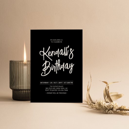 Invitation Lettre Chic Noir & Blanc Script Fête d'Anniversair