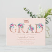 Invitation Lettre rose or florale brillant rose graduation (Debout devant)