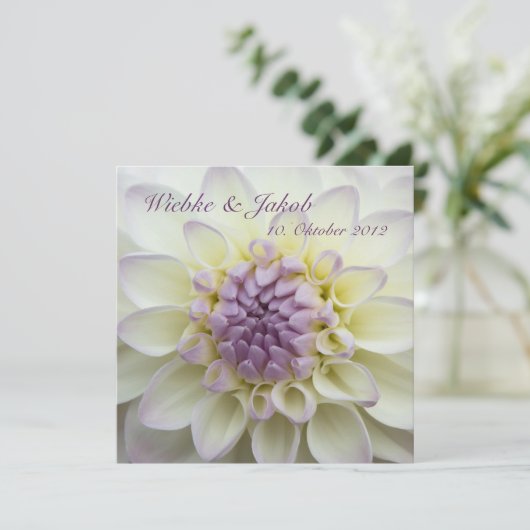 Invitation Lila Dahlie (Debout devant)