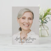 Invitation Lily Celebration of Life Photo Funeral (Debout devant)