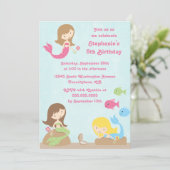 Invitation L'invitation de la mignonne fille à la fête d'anni (Debout devant)