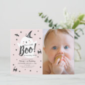 Invitation Little Boom Ghost Halloween rose 1er Anniversaire  (Debout devant)