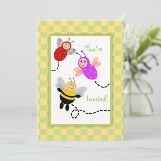 Invitation Little Bugs Ladybug, Bumble Bee, Butterfly Party (Debout devant)