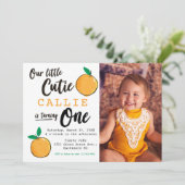 Invitation Little Cutie Orange Photo Premier anniversaire (Debout devant)
