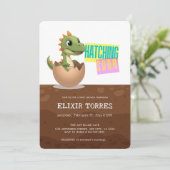 Invitation Little Dinosaur Hatching Soon (Debout devant)