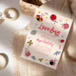 Invitation Little Love Bug Girl Baby shower<br><div class="desc">Carte d'invitation baby shower pour fille mignonne illustrant des coccinelles,  des fleurs et des étoiles. Le texte dit "un petit bug de l'amour est en route."</div>