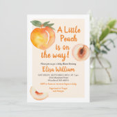 Invitation Little Peach on the Way Baby shower (Debout devant)