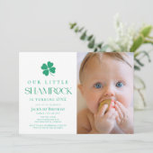 Invitation Little Shamrock Modern Boy Photo 1st Birthday (Debout devant)