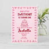 Invitation Little Sweetheart Valentine 1st Birthday Cake  (Debout devant)