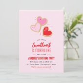 Invitation Little Sweetheart Valentine 1st Birthday Party (Debout devant)