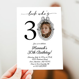 Invitation Look moderne Qui est 30 Photo Adulte Anniversaire