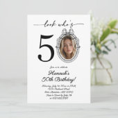 Invitation Look moderne Qui est 50 Photo Adulte Anniversaire (Debout devant)