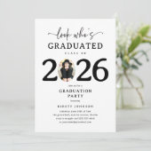 Invitation Look Who's Graduated 2026 Graduation Party (Debout devant)