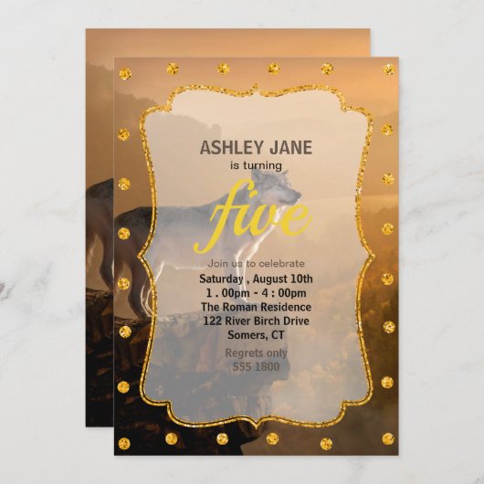 Invitation Loup gris debout sur un rocher dans la forêt (Devant / Derrière)