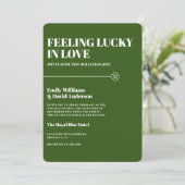 Invitation Lucky in Love Green Four Leaf minimaliste Mariage (Debout devant)