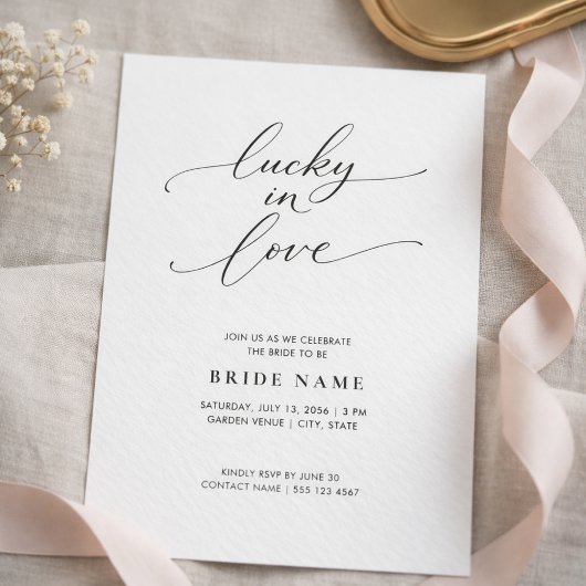 Invitation Lucky in Love | Modern Minimalist Bridal Shower