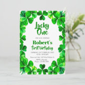 Invitation Lucky One Birthday, Shamrock Birthday Invite (Debout devant)