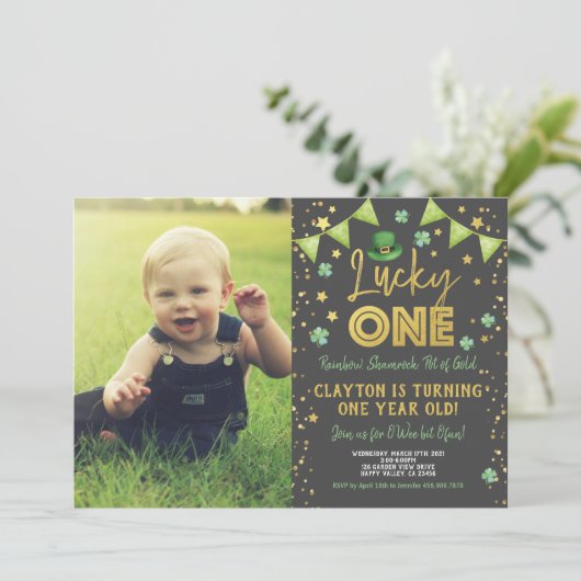 Invitation Lucky One First Birthday St Patrick's Day Photo (Debout devant)