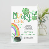 Invitation Lucky One Rainbow Shamrock Horseshoe anniversaire (Debout devant)