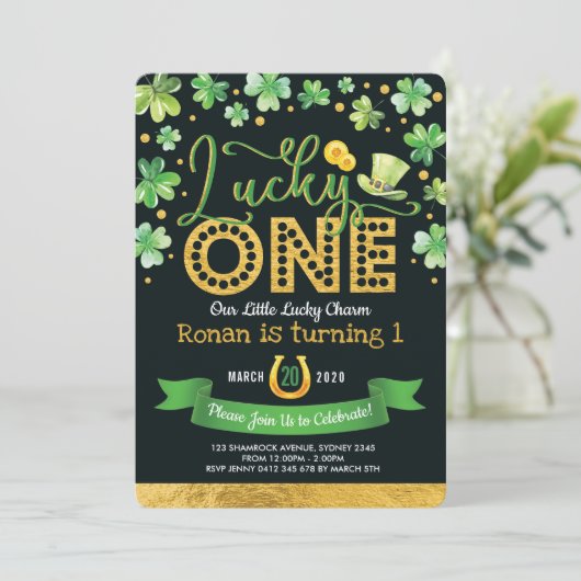 Invitation Lucky One St. Patrick's Day Shamrock 1er anniversa (Debout devant)