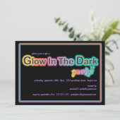 Invitation Lueur dans l'invitation foncée de partie de (Debout devant)