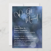 Invitation Lumière Bokeh Bleue & Typographie "Nous sommes mar (Devant)