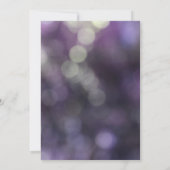 Invitation Lumière Bokeh Violette & Typographie "Juste Mariés (Dos)