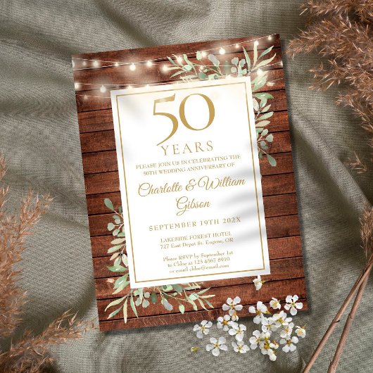 Invitation Lumières de chaîne de 50e anniversaire sur verdure