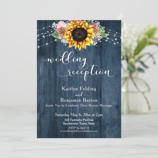 Invitation Lumières de tournesol en bois bleu pour réception  (Debout devant)