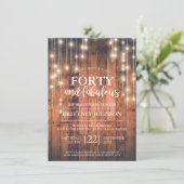 Invitation Lumières en bois rustique | Quarante et fabuleux a (Debout devant)