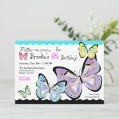 Invitation lumineuse et belle de papillon (Debout devant)
