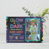 Invitation Luminosité dans l'obscurité Anniversaire photo de  (Debout devant)