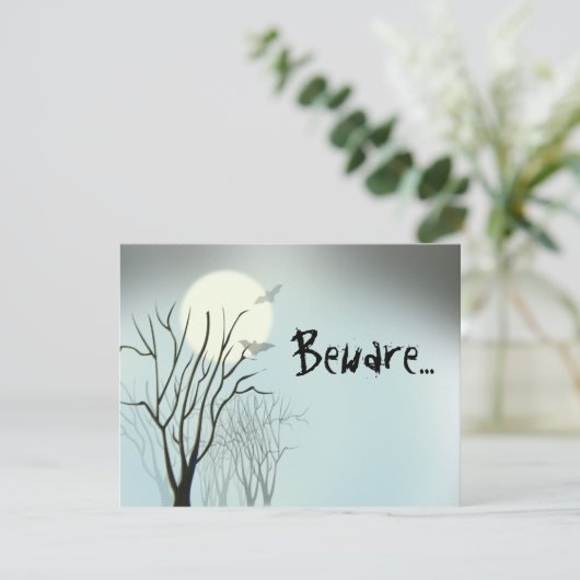 Invitation Lune Éffrayante d'Halloween (Debout devant)