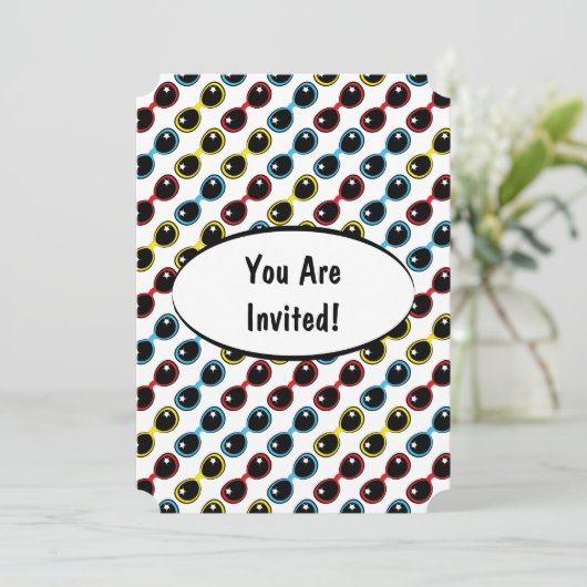 Invitation Lunettes de soleil rétro Primaire (Debout devant)