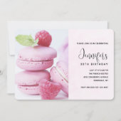 Invitation Macarons roses avec des framboises rouges d'annive (Devant)